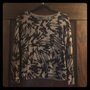 Vince Camuto Black/Grey Patterned Sweater